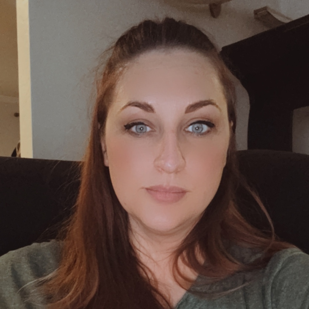 Meet your Posher, Pamela
